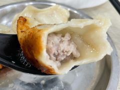 -黄阿姨锅贴大王(万航渡路店)