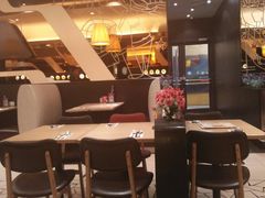 -必胜客(滨江店)
