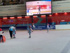 -冠军冰场CHAMPION RINK(凯德广场店)