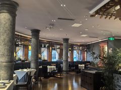 -八府香鸭·啫啫煲(华山路店)