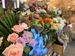 -FLOVIE FLORIST CAFE