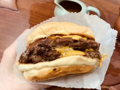 -The Habit Burger Grill 哈比特汉堡(爱琴海店)
