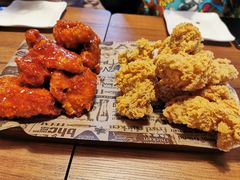 -BHC炸鸡(明洞总店)
