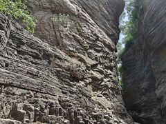 -龙潭大峡谷