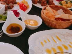 -Efes Turkish & Mediterranean Cuisine 艾菲斯餐厅(陆家嘴店)