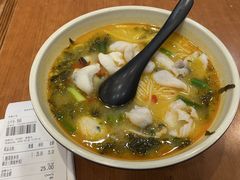 -老妈米线(港龙店)