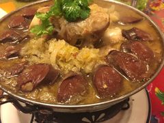 -闯关东东北农家菜(崂山石老人店)