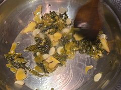 -老船舫·现做活鲜鱼馆(东郊记忆店)