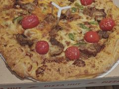 意大利式爆浆番茄牛肉披萨-必胜客(余姚五彩城店PH店)