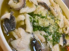 一鱼三食（豆腐鱼头汤，凉瓜焖骨腩，炒鱼片）-三泉湾侨文化主题餐厅