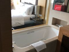 -青岛富力艾美酒店