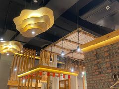 -墨居上隐·院子里火锅(峨眉店)