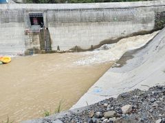 -雅鲁激流探险漂流