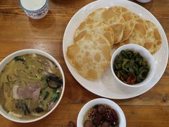 烫面油香-国强手抓(北京西路店)