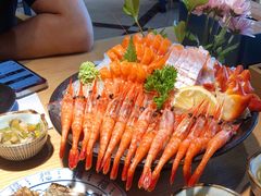 -枝魯枝魯自助料理