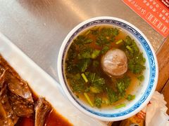 -潮界(LU·ONE凯德晶萃广场店)