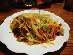 -柴窝堡22号辣子鸡·传承新疆菜