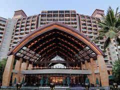 -三亚湾海居铂尔曼度假酒店