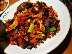 干萝卜炒腊肉-吃饭皇帝大土家民族菜(正大广场店)