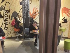 -麦当劳(南磨房店)