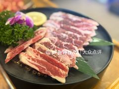 -明洞阿姨·韩式酱蟹烤肉·创意料理(方庄店)