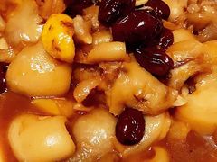 板栗蹄花-老刘私厨猪脚饭