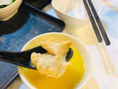 -鲜入围煮花胶鸡海鲜火锅