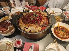 -辣尚瘾·烤鱼·新川菜(交大直营店)