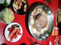 -谭鸭血老火锅(万象九宜城店)