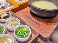 -良米山·云南野生菌过桥米线(上海首店)