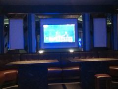 -唛客疯量贩式KTV(金飞达广场店)