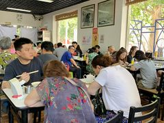 大堂-清真永恒华威肉饼(潘家园店)