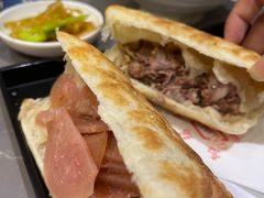 -高玛纳驴肉火烧(一世界店)