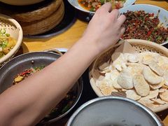 -吃饭皇帝大(长宁龙之梦店)