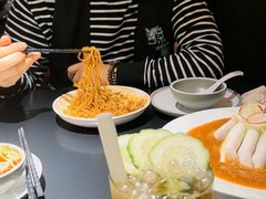 -麻六记(凤凰汇店)
