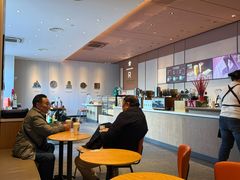 -星巴克臻选(呼和浩特维多利摩尔城店)