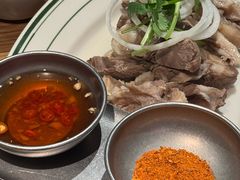 -纳鲁孜·新疆特色餐厅(上海悦荟广场店)