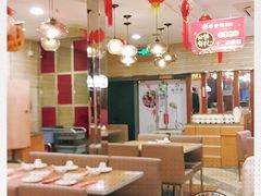 大堂-粤仔湾砂锅粥(滨湖万达店)