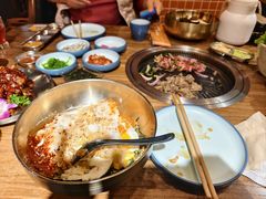 -明洞阿姨·韩式酱蟹烤肉·创意料理(三元桥店)