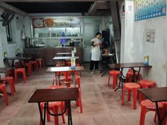 -陈老添美食店(宝华路店)