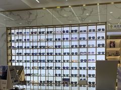 -世纪大明眼镜·蔡司战略授权店(汉街店)
