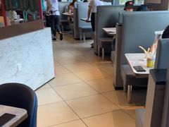 大堂-必胜客(阿诗玛店)