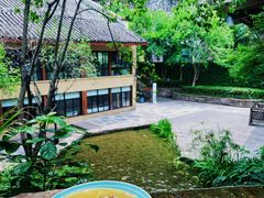 -铜锣湾·有麝自然香(重庆新天地店)