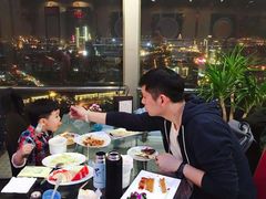 -天塔旋转餐厅