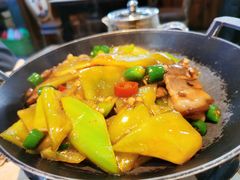 -魏铭鱼头捞饭(晋阳路店)