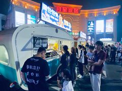 -月星家居广场-路面停车场