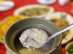 -先鲜鲫鱼粥