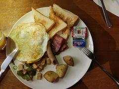 -JINNS锦时 steak&pizza(浸信会礼拜堂旧址店)