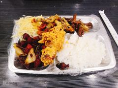 -晓宇盒饭(民安街店)