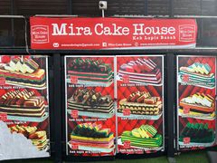 -Mira Cake House
